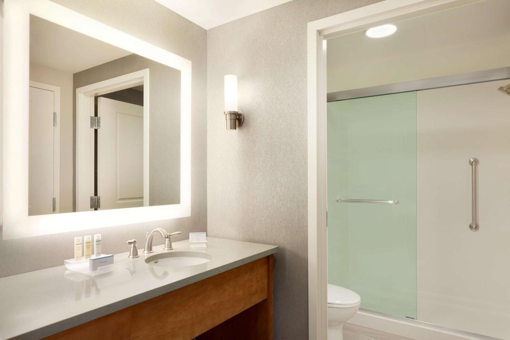 Homewood Suites By Hilton Syracuse - Carrier Circle Іст-Сіракуз Екстер'єр фото